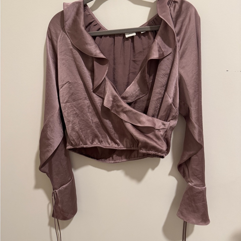 Wilfred ~ Ruffle Wrap Top - Picture 2 of 3